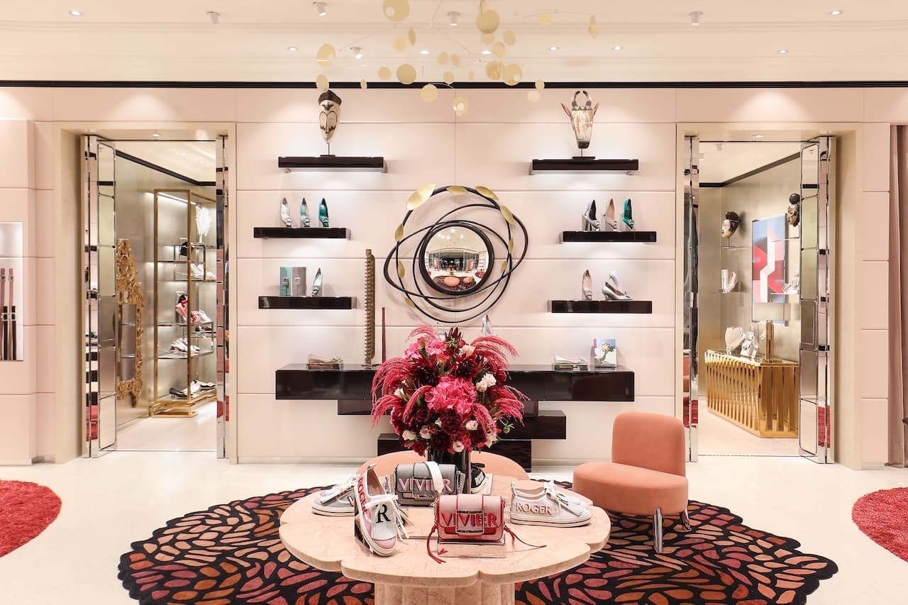 frattinifrilli ROGER VIVIER worldwide shops